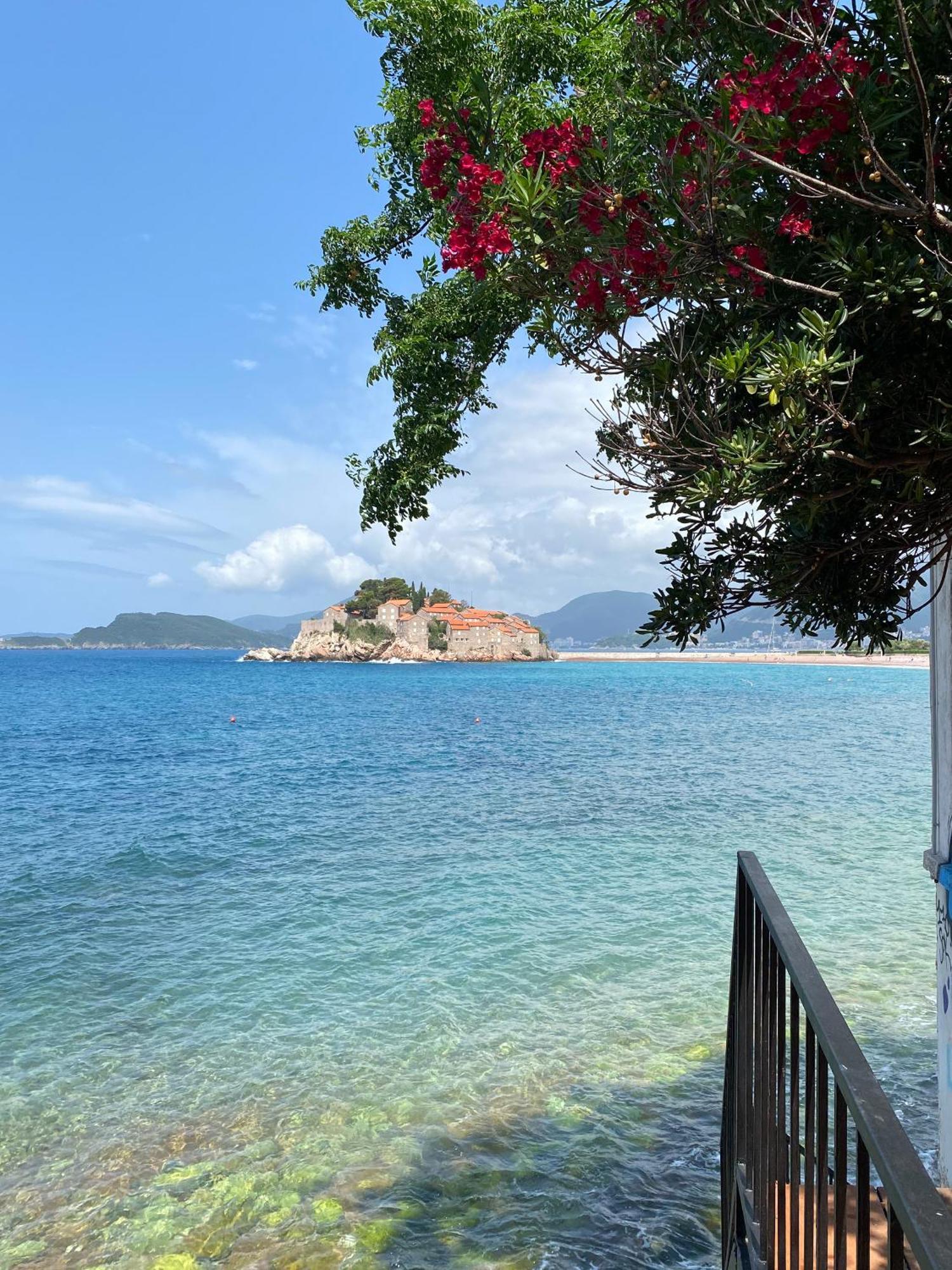 Adriatic Masterpiece Residence #32 Sveti Stefan Bagian luar foto